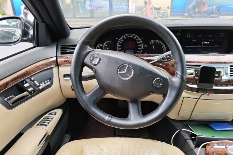 Used Mercedes-Benz S-Class 2008 S 350 L Luxury Model Steering Wheel