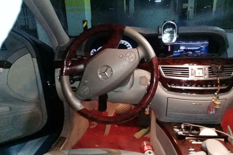Used Mercedes-Benz S-Class 2008 S 350 L Luxury Model Steering Wheel