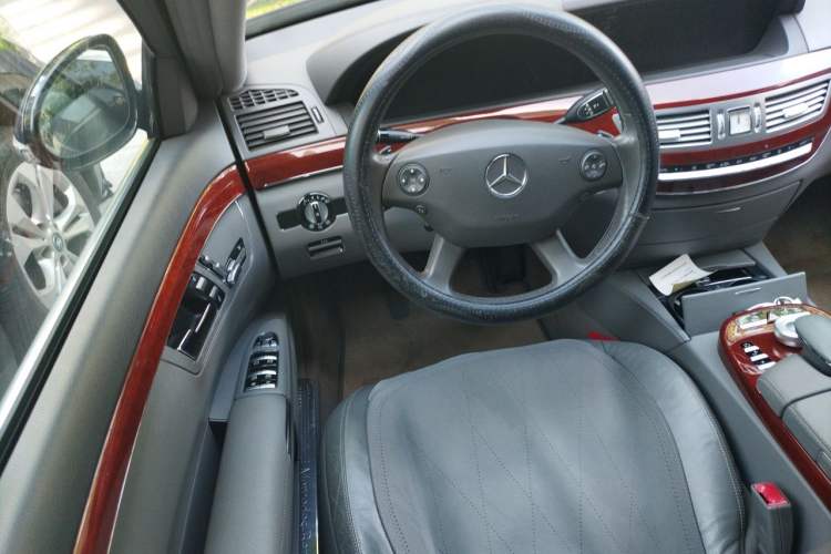 Used Mercedes-Benz S-Class 2008 S 300 L Business Model Steering Wheel