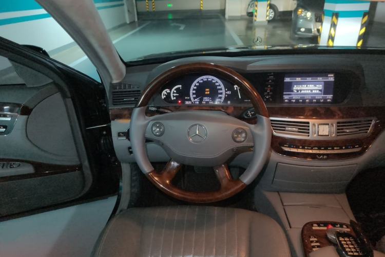 Used Mercedes-Benz S-Class 2008 S 600 L Steering Wheel
