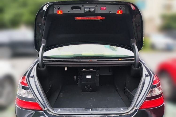 Used Mercedes-Benz S-Class 2008 S 350 L Luxury Model Trunk