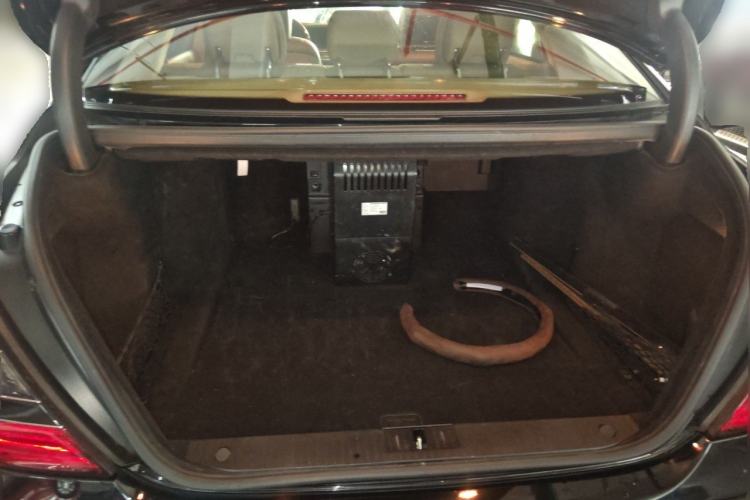 Used Mercedes-Benz S-Class 2008 S 500 L Trunk