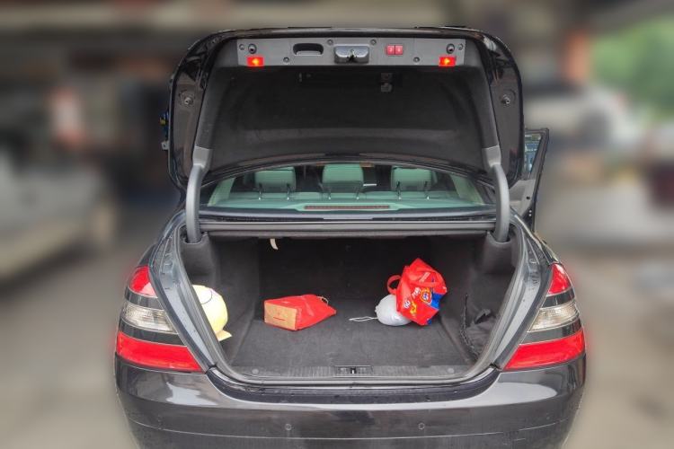 Used Mercedes-Benz S-Class 2008 S 300 L Luxury Model Trunk