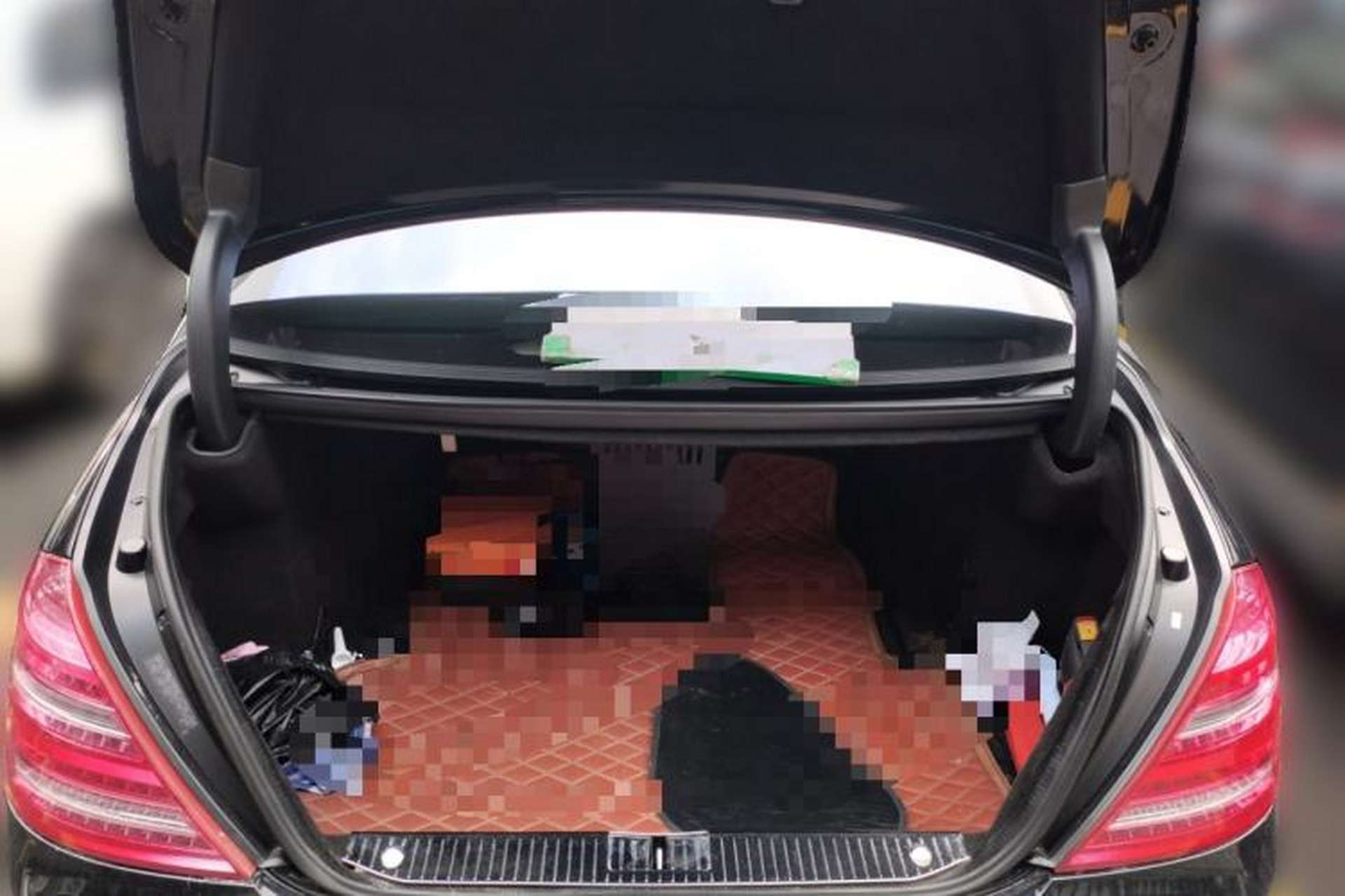 Used Mercedes-Benz S-Class 2008 S 600 L Trunk