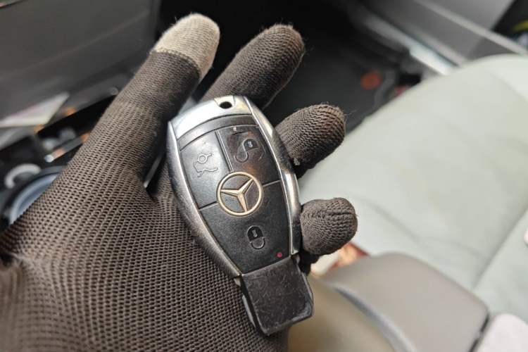 Used Mercedes-Benz S-Class 2008 S 350 L 4MATIC Vehicle Key
