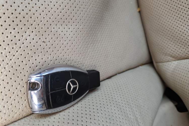 Used Mercedes-Benz S-Class 2008 S 350 L Luxury Model Vehicle Key