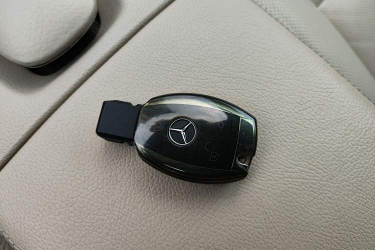Used Mercedes-Benz S-Class 2008 S 350 L Luxury Model Vehicle Key