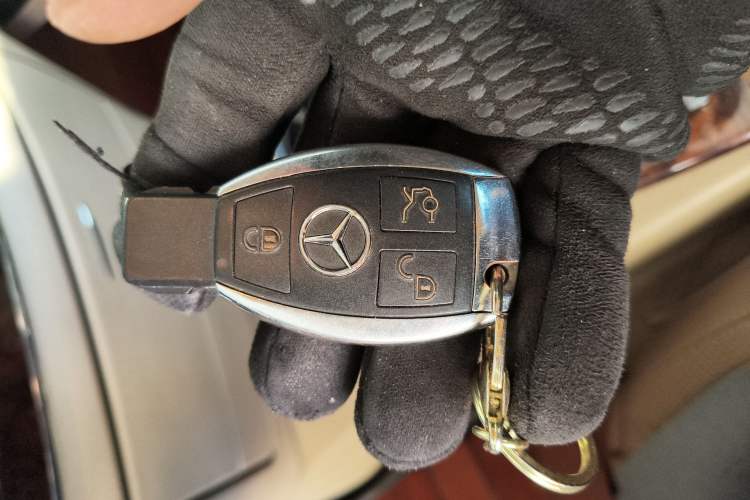 Used Mercedes-Benz S-Class 2008 S 350 L Luxury Model Vehicle Key