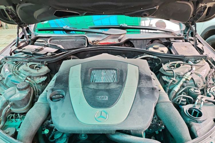 Used Mercedes-Benz S-Class 2008 S 300 L Business Model Engine Bay