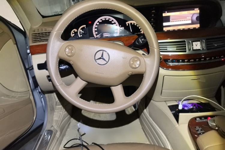 Used Mercedes-Benz S-Class 2008 S 300 L Business Model Steering Wheel