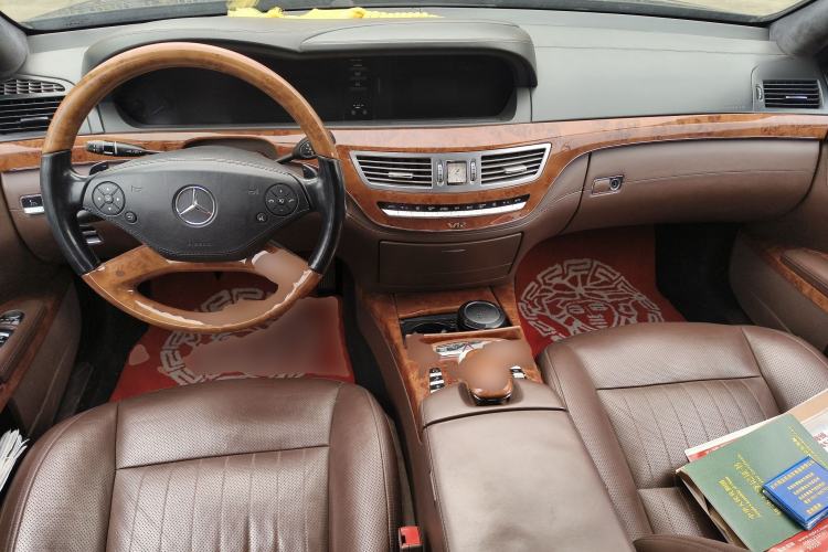 Used Mercedes-Benz S-Class 2010 S 600 L Center Console