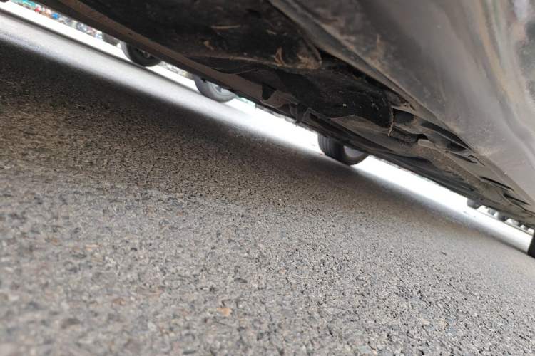 Used Mercedes-Benz S-Class 2010 S 400 L HYBRID Chassis Front Left