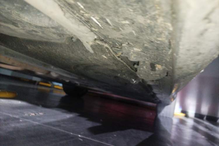 Used Mercedes-Benz S-Class  Chassis Front Left