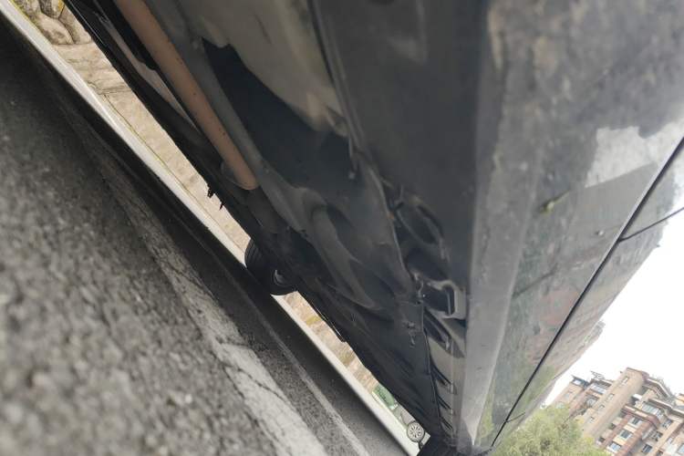Used Mercedes-Benz S-Class 2010 S 400 L HYBRID Chassis Front Left