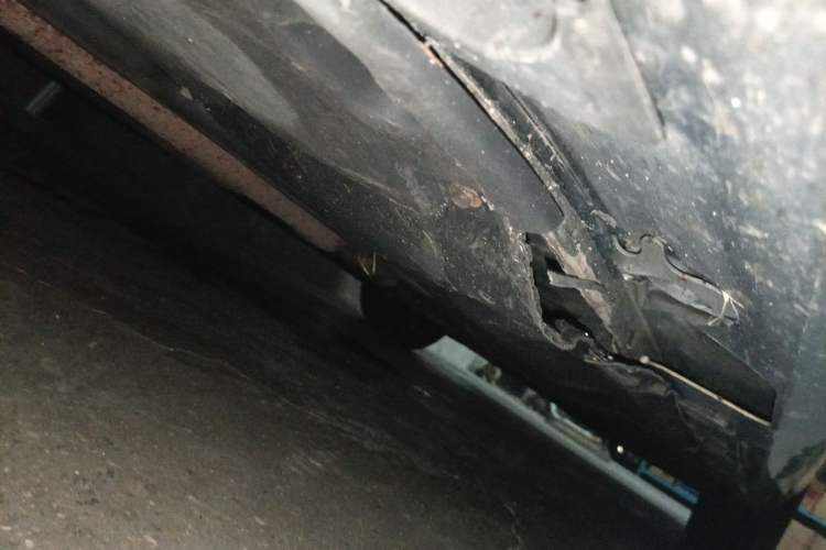 Used Mercedes-Benz S-Class 2010 S 400 L HYBRID Chassis Front Left