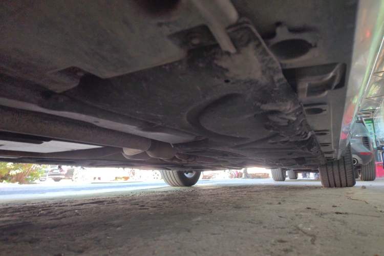 Used Mercedes-Benz S-Class 2010 S 400 L HYBRID Chassis Front Left