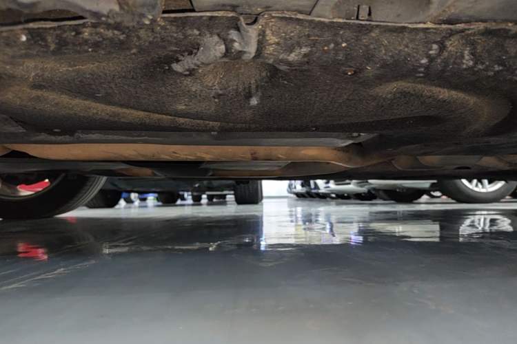 Used Mercedes-Benz S-Class 2010 S 400 L HYBRID Chassis Front Left