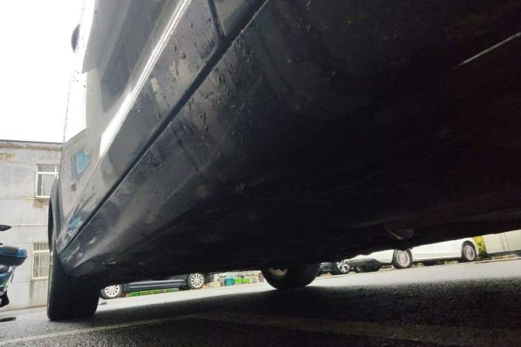 Used Mercedes-Benz S-Class 2010 S 400 L HYBRID Chassis Front Right