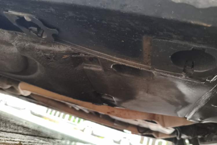 Used Mercedes-Benz S-Class 2010 S 400 L HYBRID Chassis Front Right