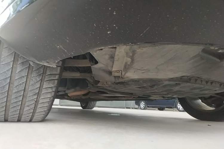 Used Mercedes-Benz S-Class 2010 S 400 L HYBRID Chassis Front Right