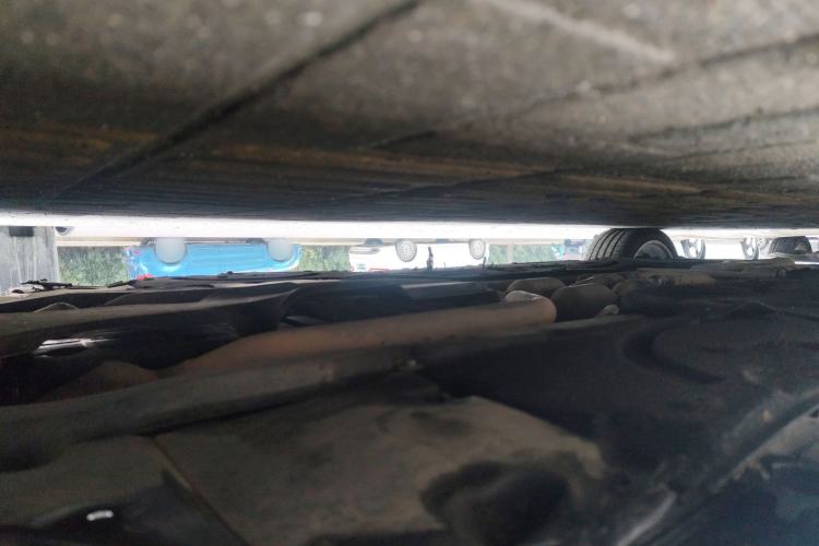 Used Mercedes-Benz S-Class 2010 S 400 L HYBRID Chassis Front Right