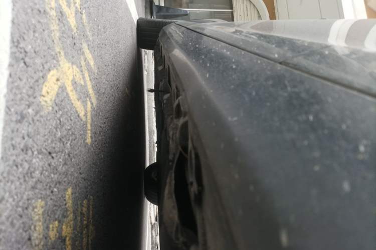 Used Mercedes-Benz S-Class 2010 S 350 L Luxury Model Chassis Front Right