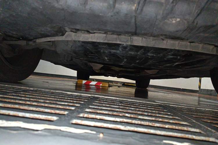 Used Mercedes-Benz S-Class 2010 S 600 L Chassis Rear