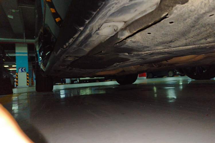Used Mercedes-Benz S-Class 2010 S 400 L HYBRID Chassis Rear Left