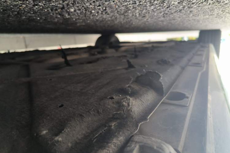 Used Mercedes-Benz S-Class 2010 S 350 L 4MATIC Chassis Rear Left
