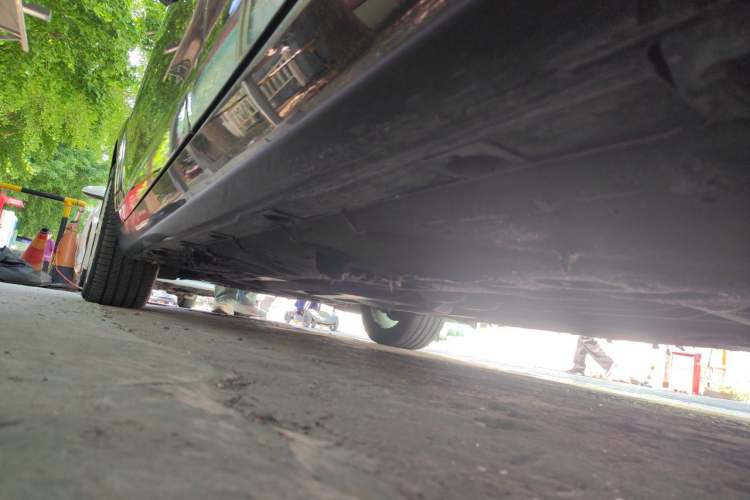 Used Mercedes-Benz S-Class 2010 S 400 L HYBRID Chassis Rear Left