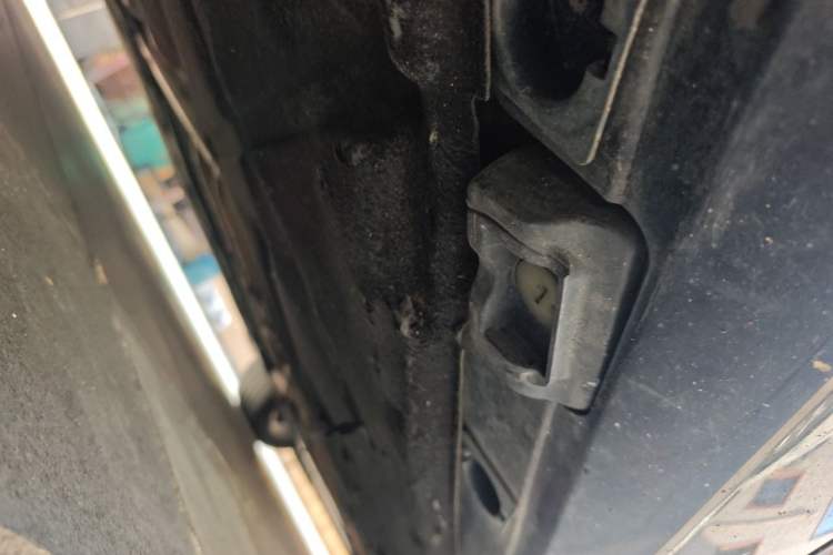 Used Mercedes-Benz S-Class 2010 S 350 L 4MATIC Chassis Rear Right