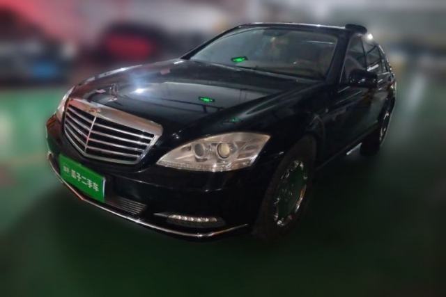 Mercedes-Benz S-Class 2010 S 300 L Business Model مستعملة