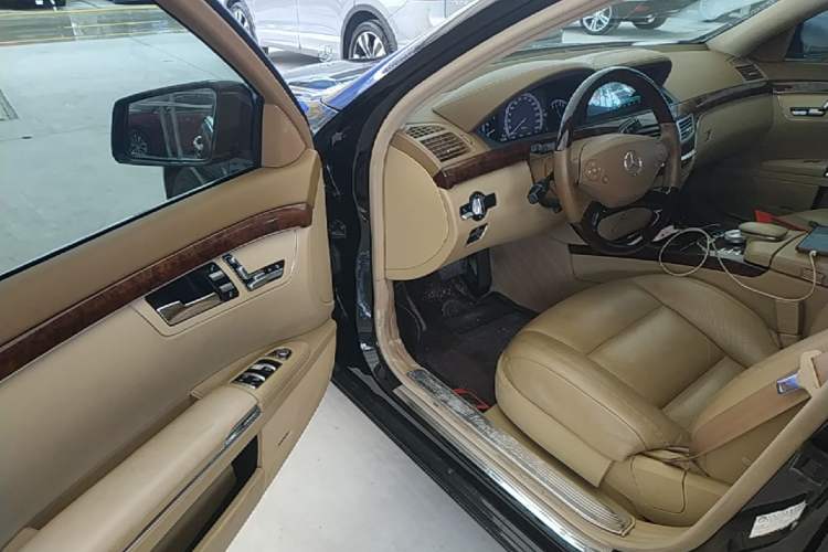 Used Mercedes-Benz S-Class 2010 S 350 L Luxury Model Driver Seat