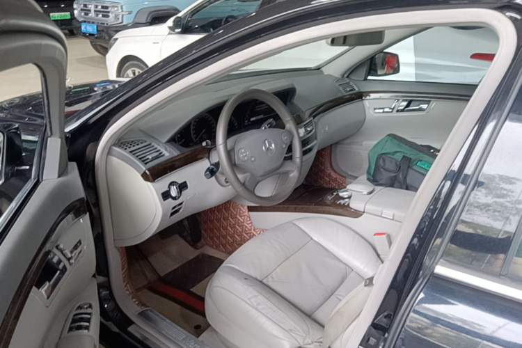Used Mercedes-Benz S-Class 2010 S 300 L Business Model Driver Seat