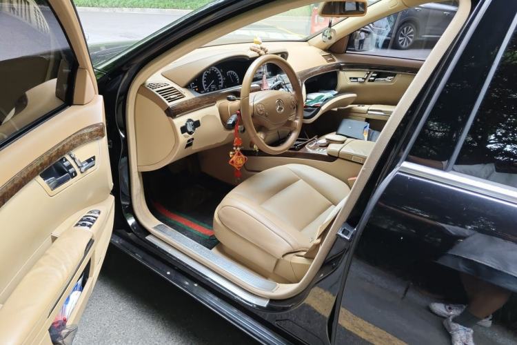 Used Mercedes-Benz S-Class 2010 S 300 L Business Model Driver Seat