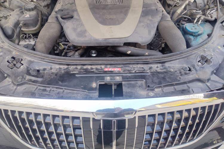 Used Mercedes-Benz S-Class 2010 S 300 L Business Model Engine Bay