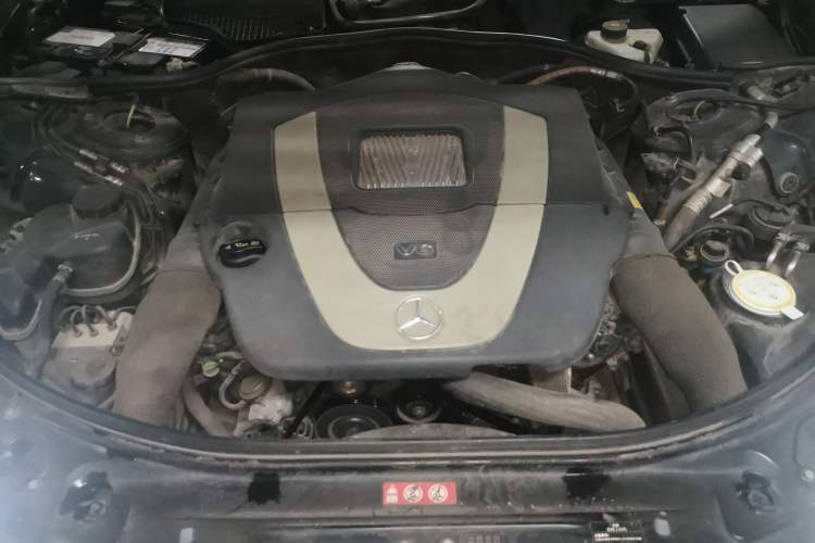 Used Mercedes-Benz S-Class 2010 S 300 L Business Model Engine Bay