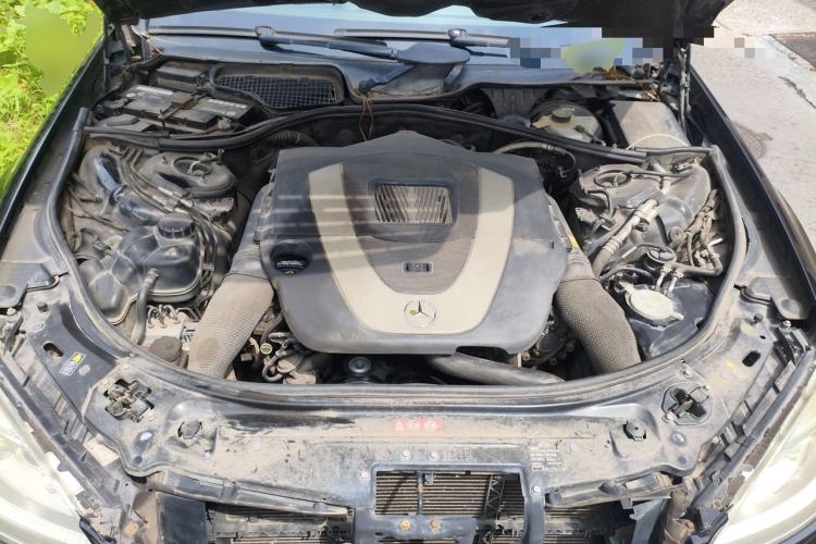 Used Mercedes-Benz S-Class 2010 S 300 L Prestige Edition Engine Bay