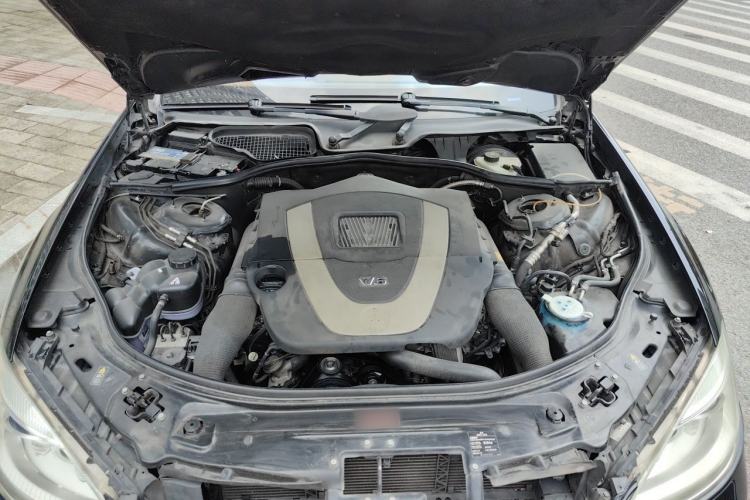 Used Mercedes-Benz S-Class 2010 S 350 L Luxury Model Engine Bay