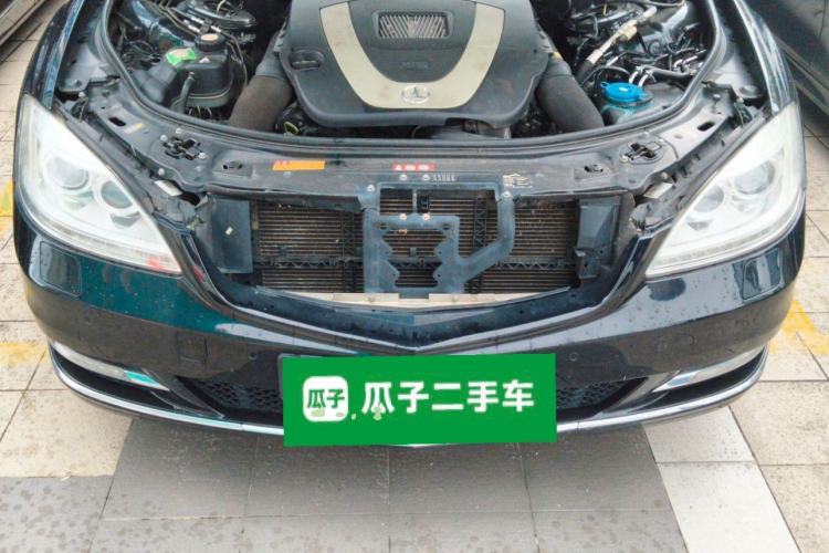 Used Mercedes-Benz S-Class 2010 S 300 L Business Model Engine Bay