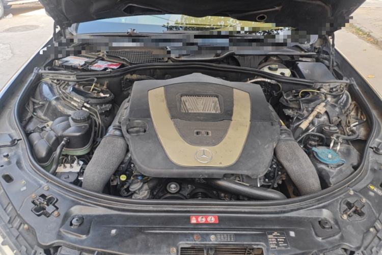 Used Mercedes-Benz S-Class 2010 S 300 L Luxury Model Engine Bay