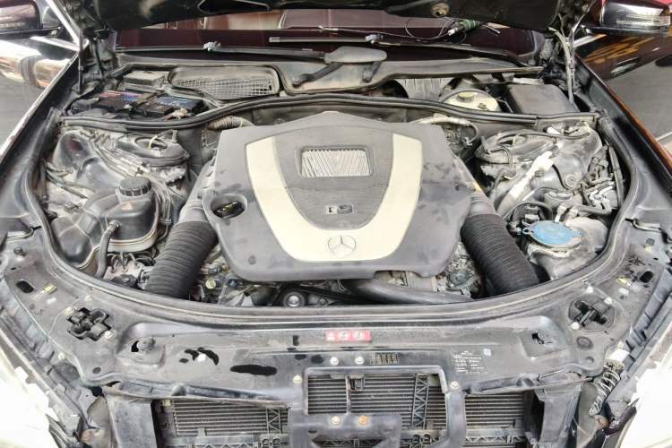 Used Mercedes-Benz S-Class 2010 S 350 L Luxury Model Engine Bay