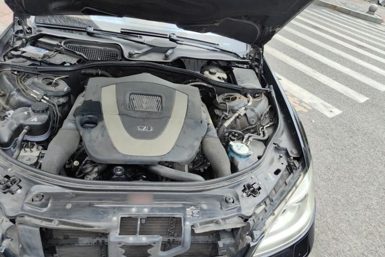 Used Mercedes-Benz S-Class 2010 S 350 L Luxury Model Engine Bay Left