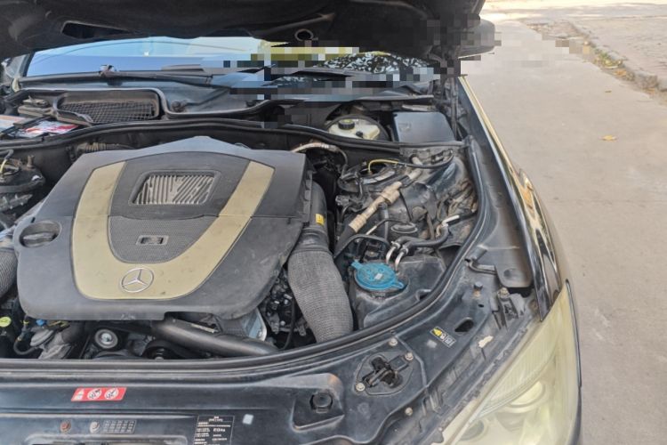Used Mercedes-Benz S-Class 2010 S 300 L Luxury Model Engine Bay Left