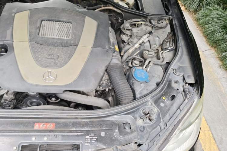 Used Mercedes-Benz S-Class 2010 S 300 L Business Model Engine Bay Left