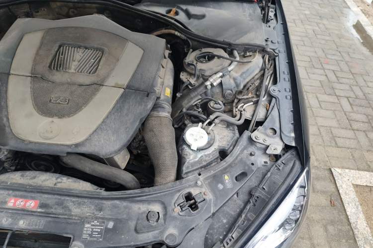 Used Mercedes-Benz S-Class 2010 S 400 L HYBRID Engine Bay Left
