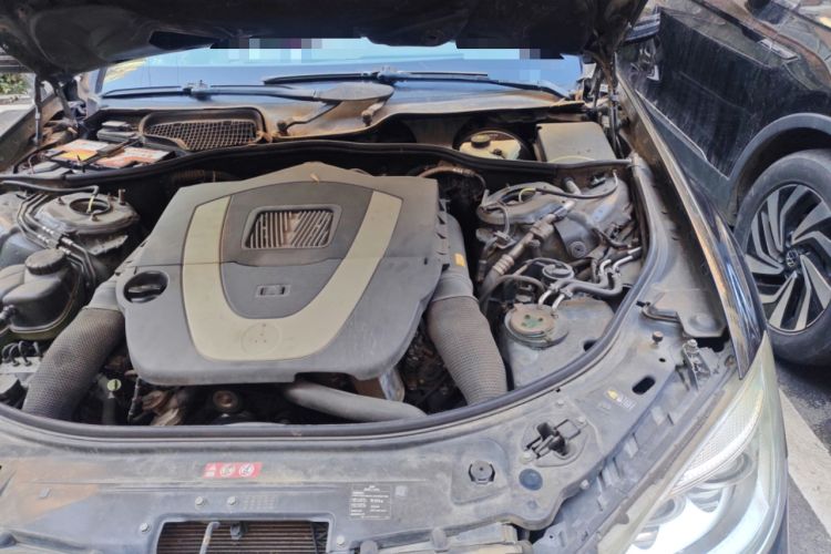 Used Mercedes-Benz S-Class 2010 S 300 L Prestige Edition Engine Bay Left