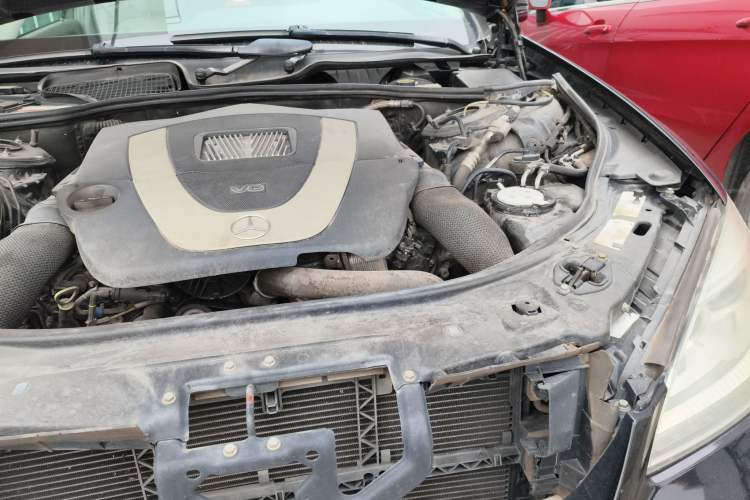 Used Mercedes-Benz S-Class 2010 S 300 L Prestige Edition Engine Bay Left