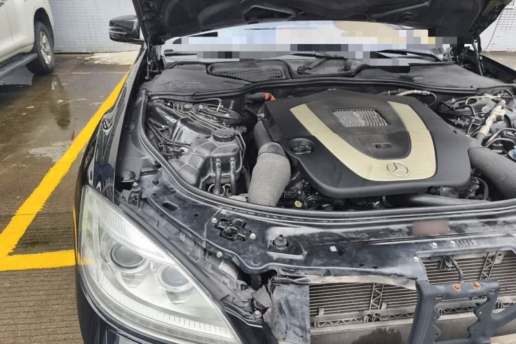 Used Mercedes-Benz S-Class 2010 S 400 L HYBRID Engine Bay Right