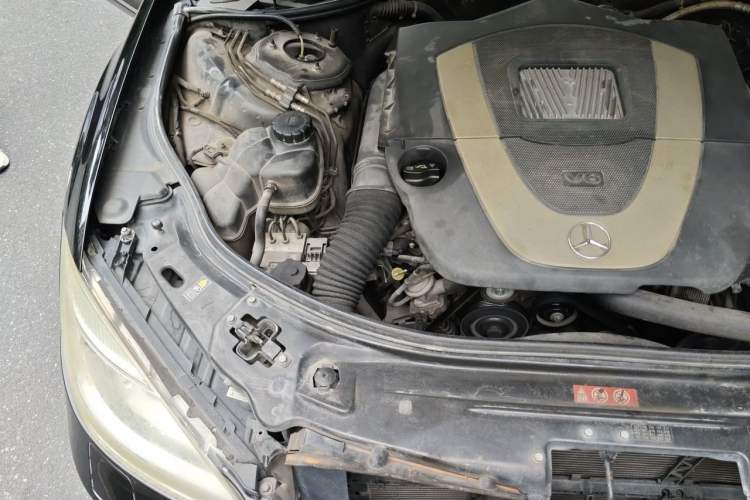 Used Mercedes-Benz S-Class 2010 S 300 L Business Model Engine Bay Right